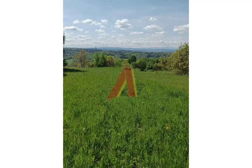 krakowski, Mogilany, BUKÓW, stok południowy ,widokowa w spokojnym miejscu