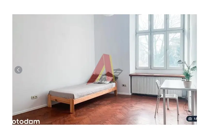 Kraków, Stare Miasto, Krowoderska, CZTERY POKOJE NA KROWODERSKIEJ