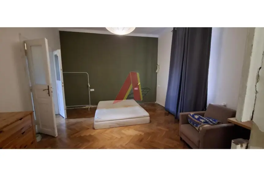 Kraków, Stare Miasto, Krowoderska, CZTERO POKOJOWE W STARYM MIEŚCIE
