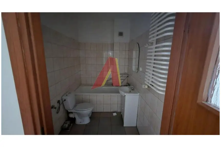 Kraków, Podgórze, Ruczaj, Kobierzyńska, Ruczaj , 2pokoje do odświeżenia